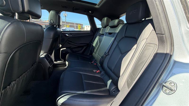 Used 2018 Porsche Macan GTS w/ Premium Package Plus AWD/4WD image 47