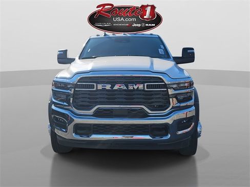 New 2026 RAM 5500 Tradesman w/ Chrome Appearance Group image 2