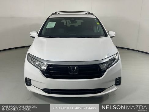 Used 2024 Honda Odyssey EX-L image 2