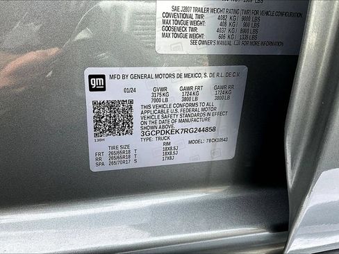 Used 2024 Chevrolet Silverado 1500 LT AWD/4WD image 17