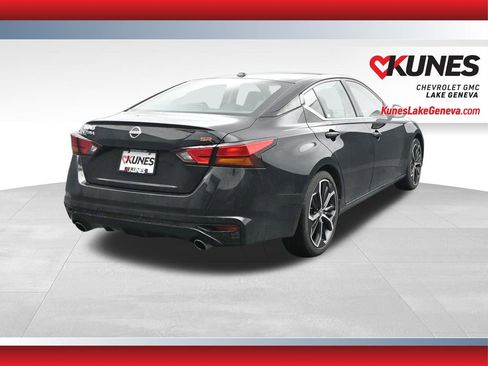 Used 2024 Nissan Altima 2.5 SR image 9