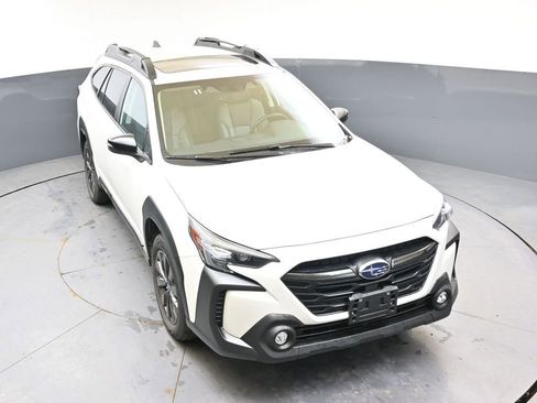 Certified 2025 Subaru Outback Onyx Edition AWD/4WD image 55