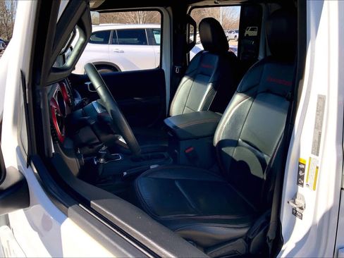 Used 2022 Jeep Gladiator Rubicon w/ Cold Weather Group image 8