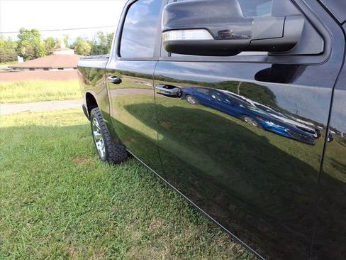 Used 2019 RAM 1500 Big Horn AWD/4WD image 6