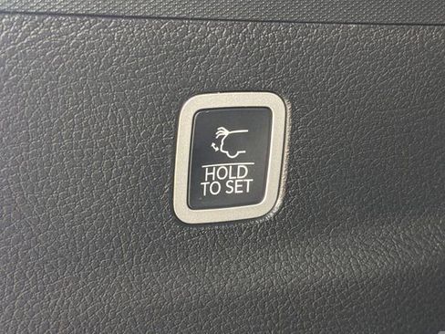 New 2026 Jeep Grand Wagoneer L 2WD image 13