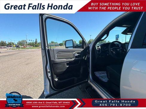 Used 2026 RAM 2500 Big Horn AWD/4WD image 10
