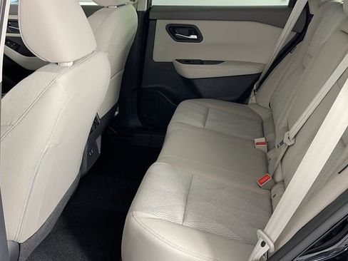 New 2025 Nissan Rogue SV image 13