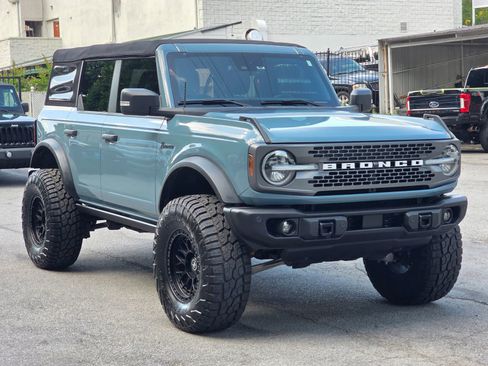 Used 2022 Ford Bronco Badlands AWD/4WD image 9