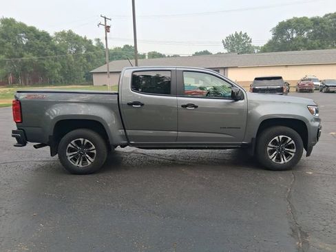 Used 2022 Chevrolet Colorado Z71 AWD/4WD image 5