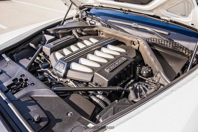 Used 2013 Rolls-Royce Ghost RWD image 17
