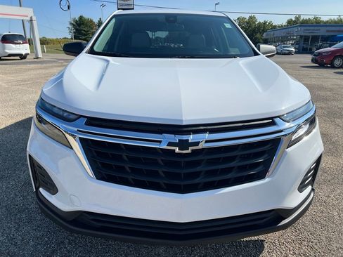 Used 2024 Chevrolet Equinox LS w/ LS Convenience Package image 10