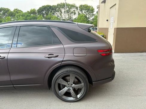 Used 2023 Genesis GV70 3.5T Sport w/ Sport Prestige Package AWD/4WD image 7