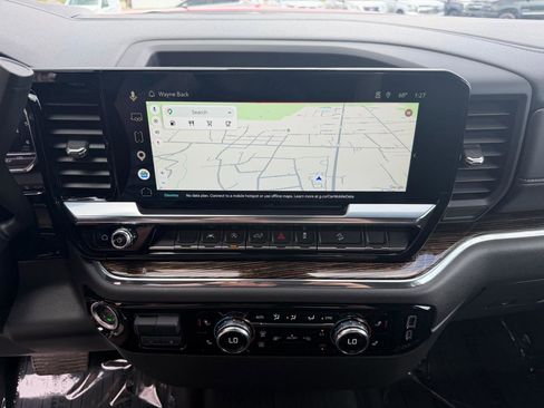 Used 2024 GMC Sierra 1500 Elevation image 32