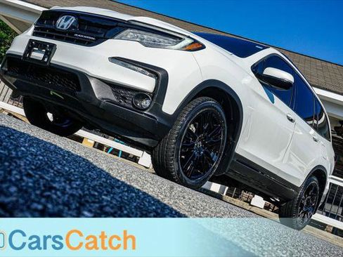 Used 2021 Honda Pilot Black Edition image 4