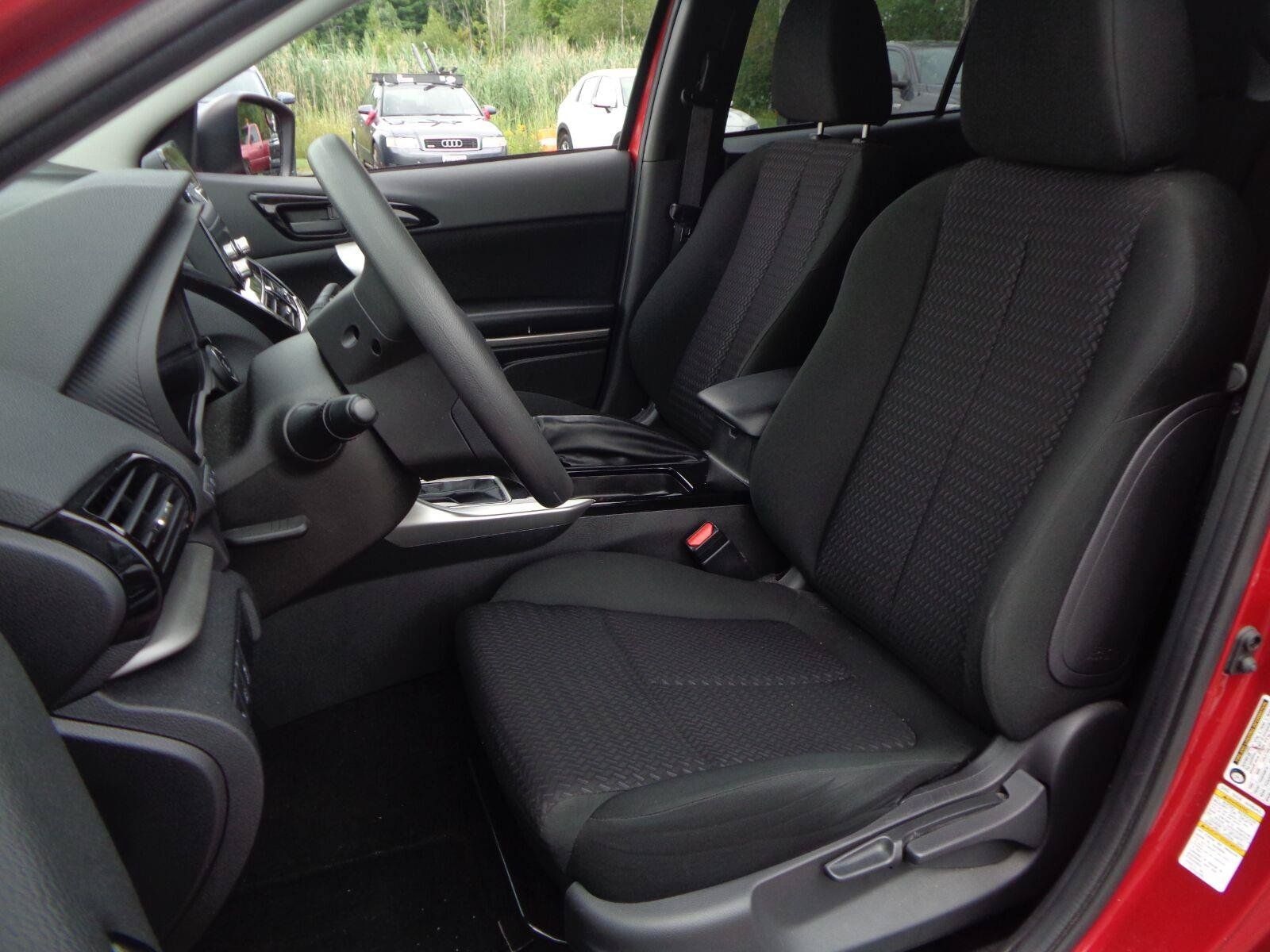 Used 2025 Mitsubishi Eclipse Cross LE AWD/4WD image 16