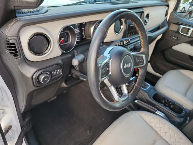 Used 2022 Jeep Wrangler Unlimited Sahara AWD/4WD image 23