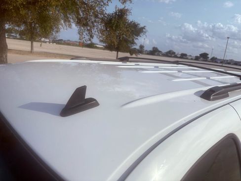 Used 2013 Chevrolet Suburban LS RWD image 12