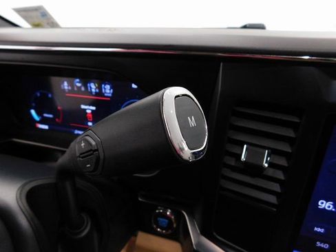 Used 2025 Ford F450 Lariat image 42