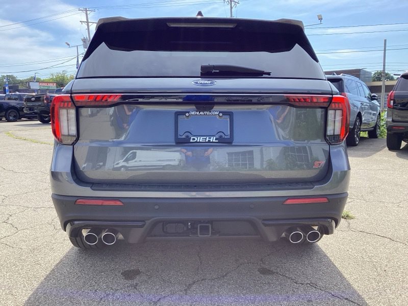 New 2026 Ford Explorer ST w/ Sun And Sound Package AWD/4WD image 7