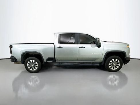 Used 2025 Chevrolet Silverado 2500 Custom w/ Custom Value Package AWD/4WD image 9