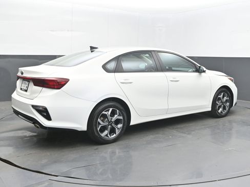 Used 2021 Kia Forte LXS FWD image 7