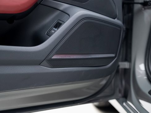 Used 2024 Audi S6 Premium Plus w/ Premium Plus Package image 57