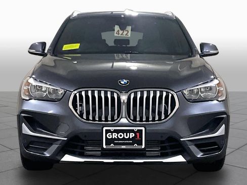 Used 2022 BMW X1 xDrive28i w/ Convenience Package AWD/4WD image 3
