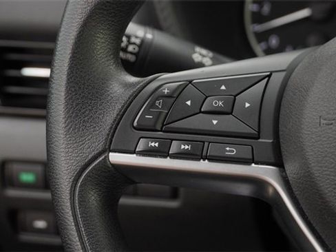 Used 2023 Nissan Sentra SV image 26