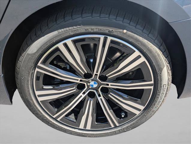 Used 2026 BMW 330i xDrive Sedan w/ Premium Package AWD/4WD image 7