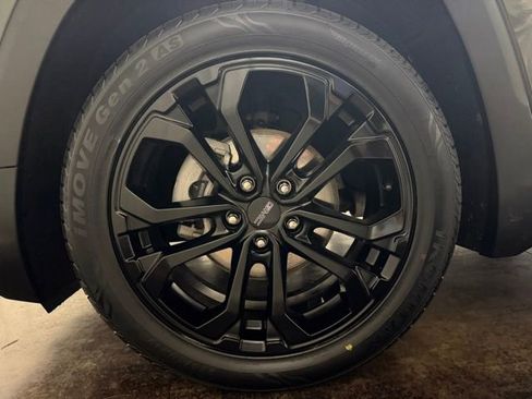 Used 2021 GMC Terrain SLE w/ Elevation Edition FWD image 10