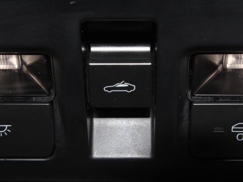 Used 2024 MAZDA MAZDA3 s FWD image 12
