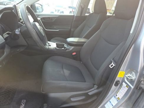 Used 2020 Toyota RAV4 LE w/ All Weather Liner Package AWD/4WD image 9