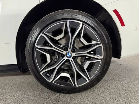 Used 2026 BMW iX xDrive45 AWD/4WD image 17
