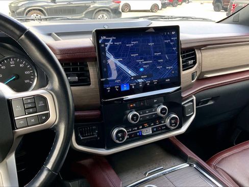 Used 2024 Ford Expedition Max Limited RWD image 7