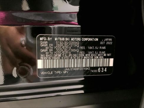 Used 2023 Mitsubishi Outlander ES FWD image 61