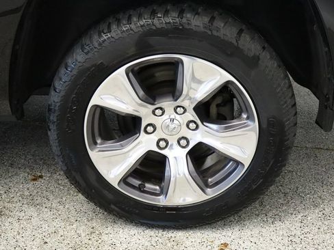 Used 2022 RAM 1500 Laramie AWD/4WD image 12