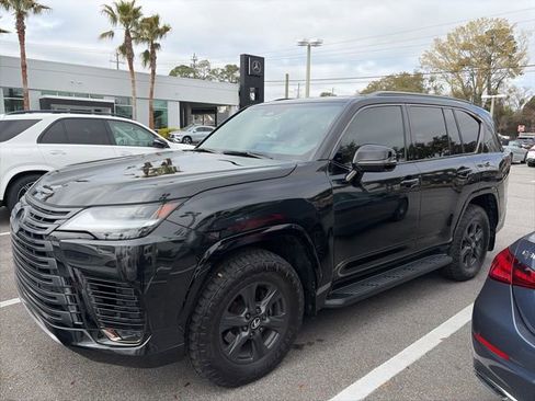 Used 2025 Lexus LX 700h Overtrail w/ Accessory Package (Z1) image 5