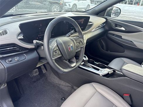 Certified 2024 Buick Envista Avenir image 10