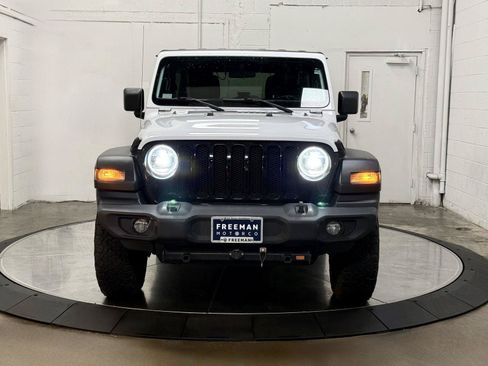 Used 2020 Jeep Wrangler Unlimited Sport AWD/4WD image 3
