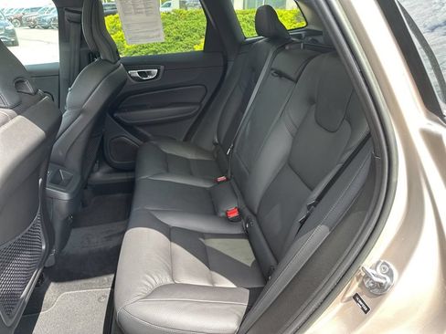 Certified 2023 Volvo XC60 B5 Plus w/ Climate Package AWD/4WD image 41