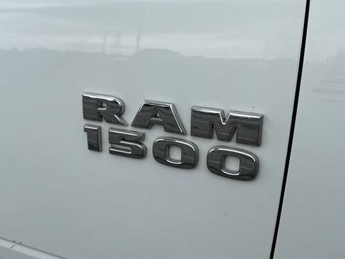 Used 2016 RAM 1500 Classic SLT AWD/4WD image 13