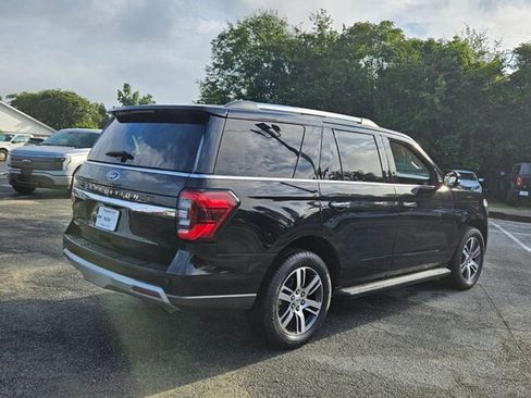 Used 2024 Ford Expedition Limited image 15