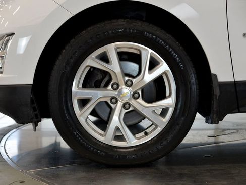Used 2018 Chevrolet Equinox LT FWD image 10