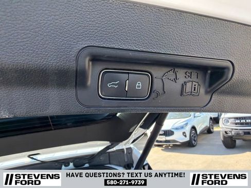 Used 2023 Ford Explorer XLT w/ Equipment Group 202A RWD image 37