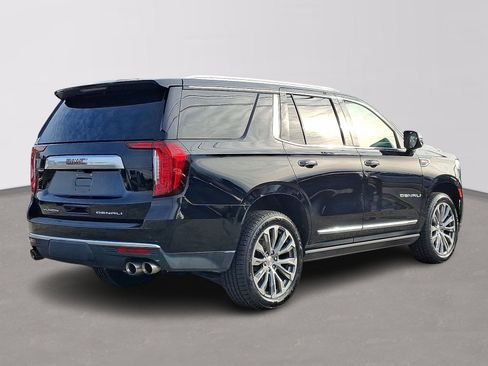 Used 2021 GMC Yukon Denali w/ Denali Premium Package image 6