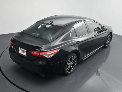 Used 2020 Toyota Camry SE w/ Audio Package FWD image 30
