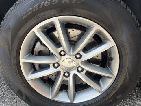 Used 2015 Dodge Grand Caravan SE FWD image 19