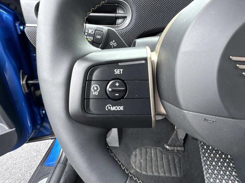 Used 2025 MINI Cooper S FWD image 30