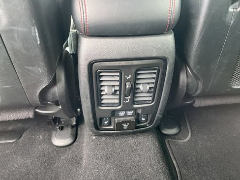 Used 2024 Dodge Durango GT AWD/4WD image 41