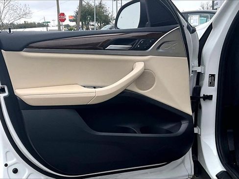 Used 2024 BMW X3 sDrive30i w/ Parking Assistance Package image 17